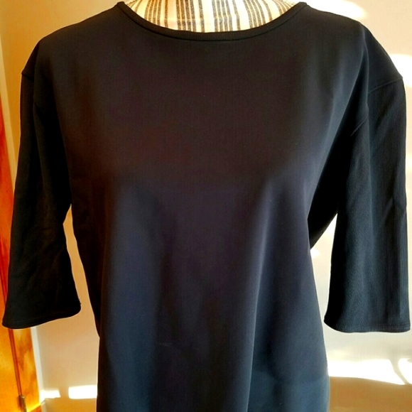 Lululemon Black Crop Three Quarter Ribbed Sleeve Drop Shoulder Top - Picture 9 of 10